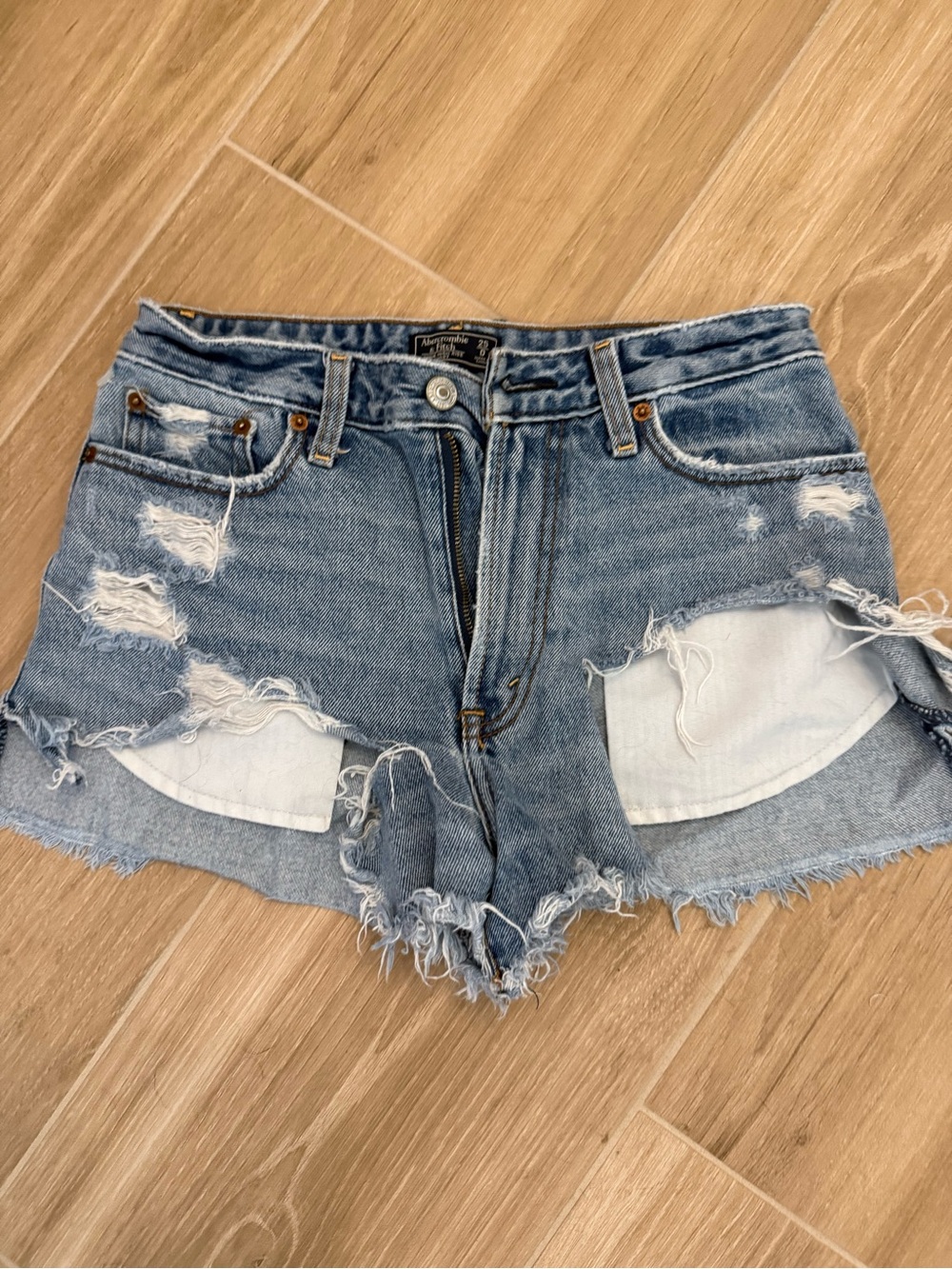 Abercrombie & Fitch Cutoffs size 0
